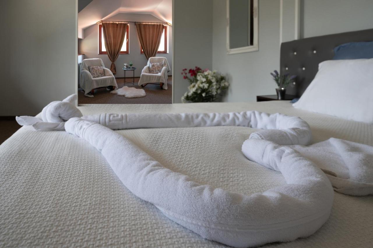 Eden Lounge Restaurant & Pension Veresegyház Εξωτερικό φωτογραφία