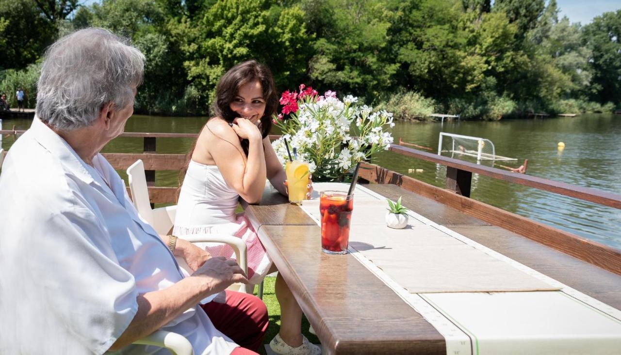Eden Lounge Restaurant & Pension Veresegyház Εξωτερικό φωτογραφία